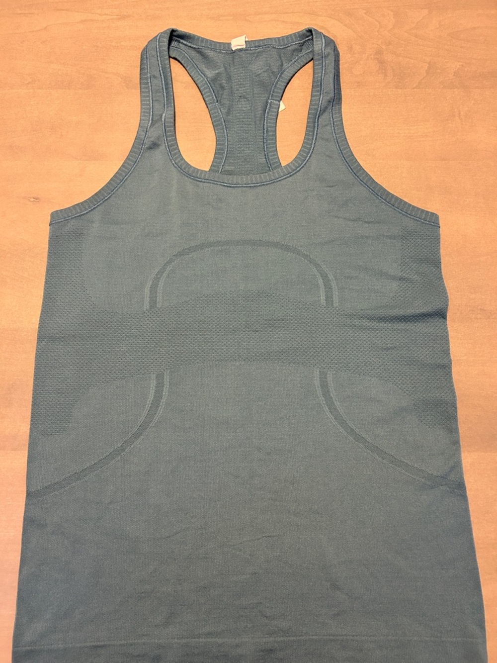 Lulu swiftly tank, retired slate blue color, size 6